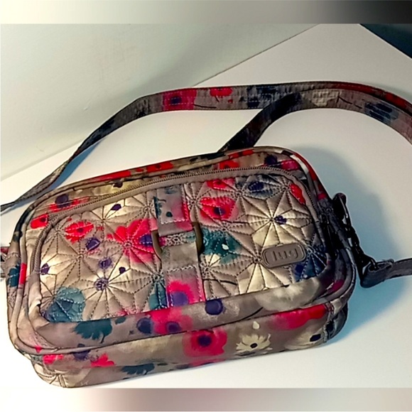 🌹🌹Lug Carousel Crossbody Bag🌹🌹 - Picture 4 of 10